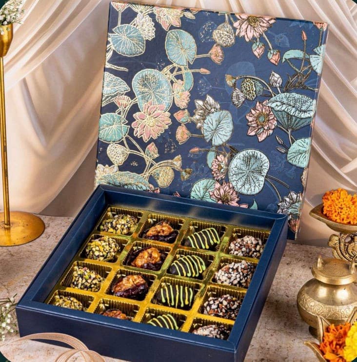 Royal Date Indulgence Box